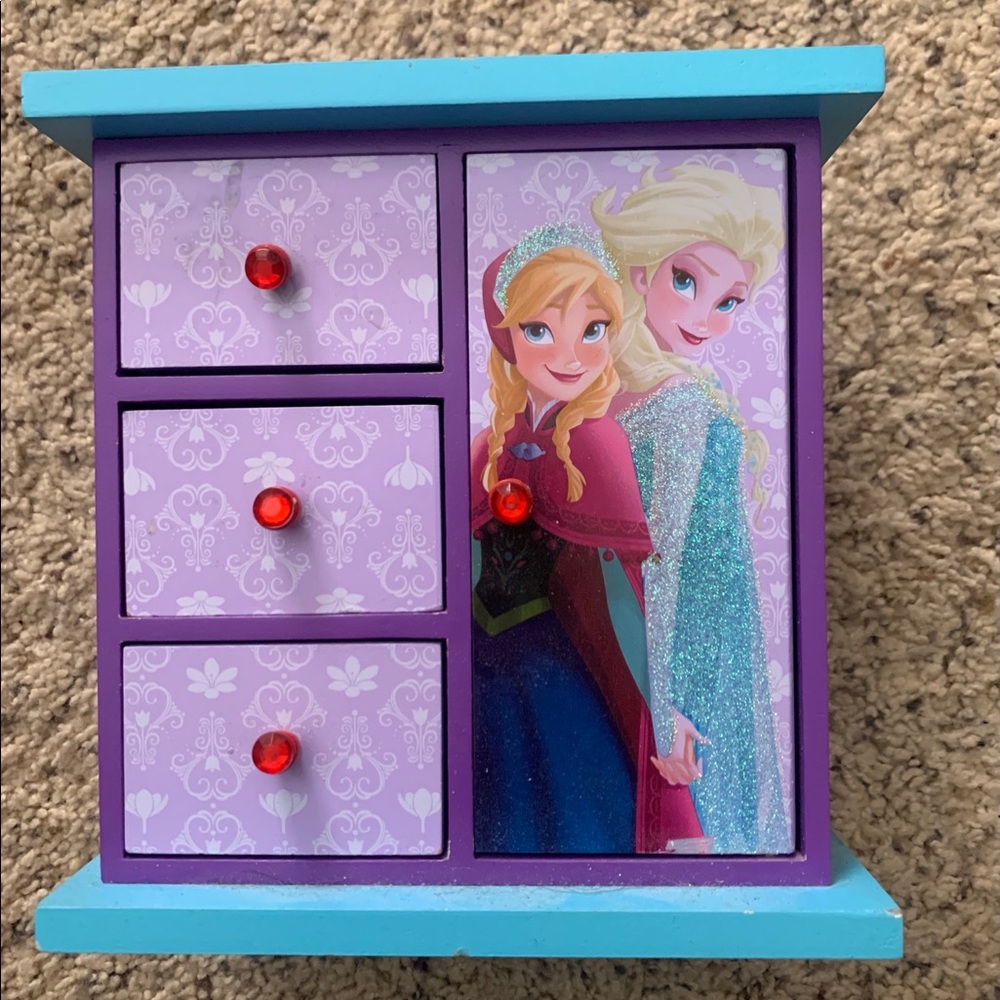 Frozen, wooden Jewlery Box